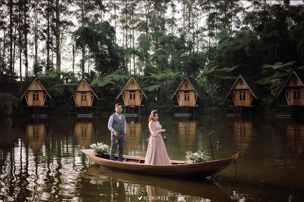 Contoh katalog pose prewedding untuk inspirasi pasangan